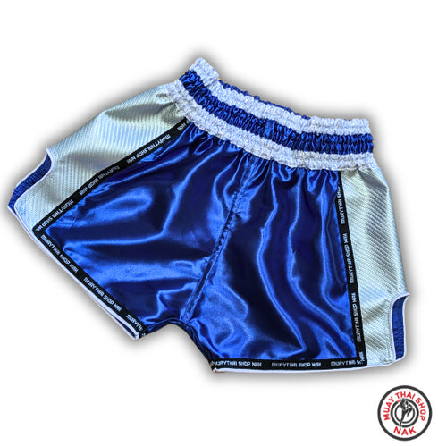 オーダーキックパンツ(ショート丈)ブルーxシルバー、サテン生地とSyntheticレザーを使用したカスタムパンツ