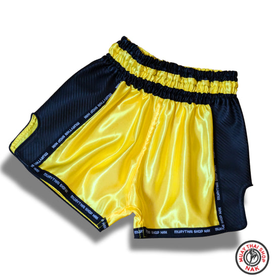 オーダーキックパンツ(ショート丈)イエローxブラック、サテン生地とSyntheticレザーを使用したカスタムパンツ