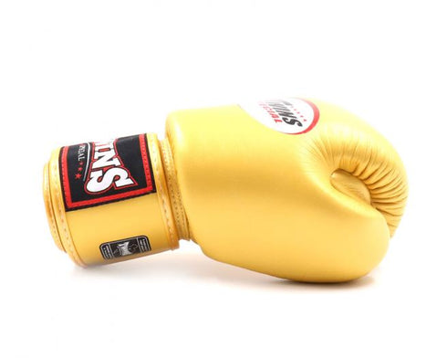 Twins Special本革ボクシンググローブ BGVL3、ゴールド、左右ペアのセット、ムエタイ&キックボクシング対応