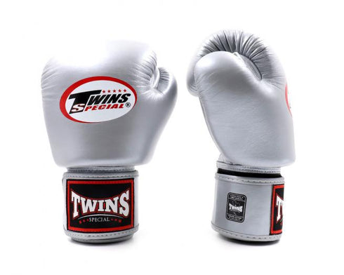 Twins Specialボクシンググローブ BGVL3、シルバー、本革製、ムエタイ&キックボクシング対応