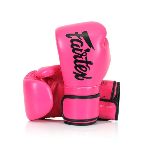 Fairtex BGV14グローブ、ピンクカラー、優れた耐久性とフィット感を持つデザイン