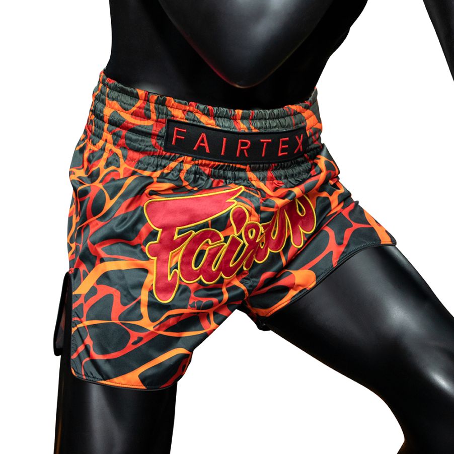 Fairtex BS1926パンツ、耐久性の高いマイクロサテン素材、柔軟性と快適さを提供
