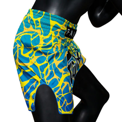 Fairtex BS1927ムエタイ＆キックパンツ、ジップロックパッケージとハンガー付属
