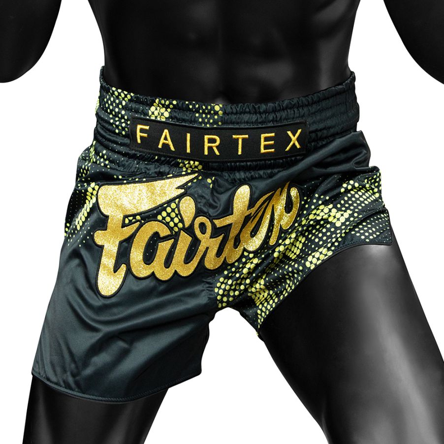 Fairtex BS1931ムエタイ＆キックパンツ、スリムカットデザイン、敏捷性と動きやすさを追求
