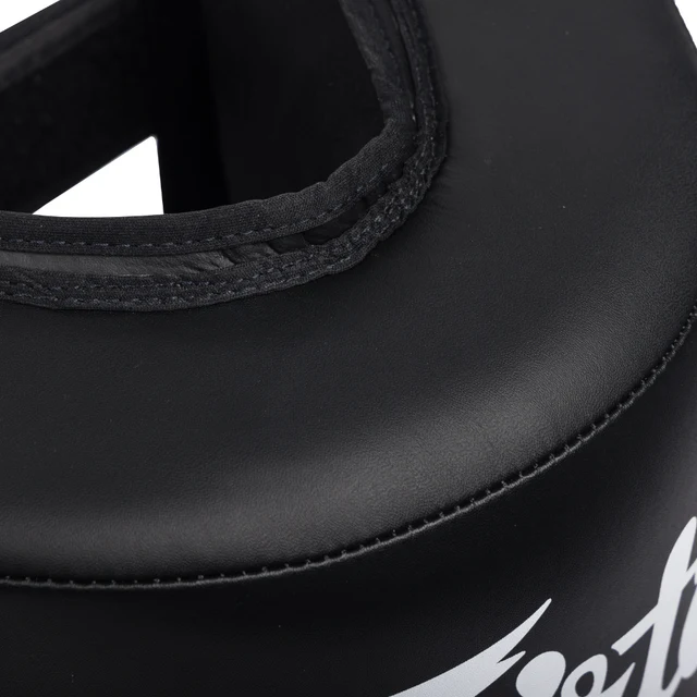 Fairtex フェアテックス カーフキック プロテクター SP10|ムエタイ