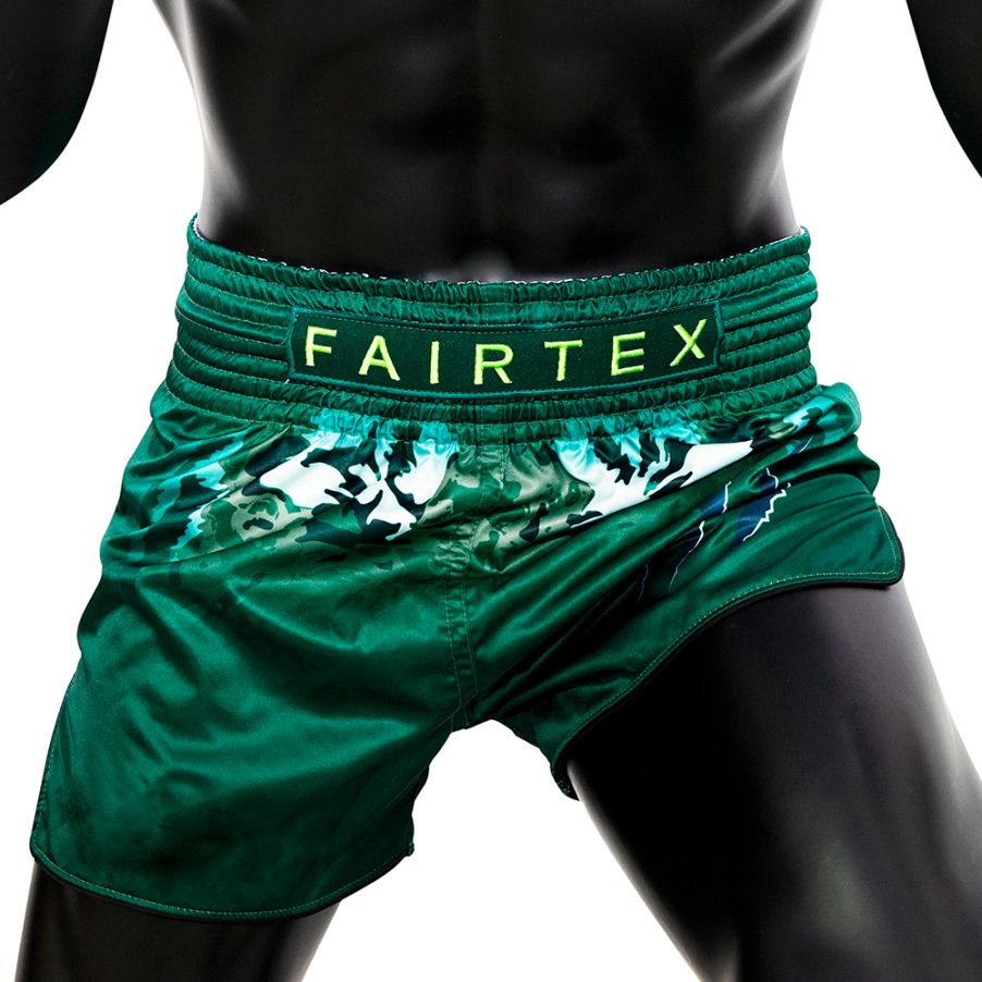 Fairtex BS1913パンツ、TONNAデザイン、耐久性と高級感のあるマイクロサテン素材
