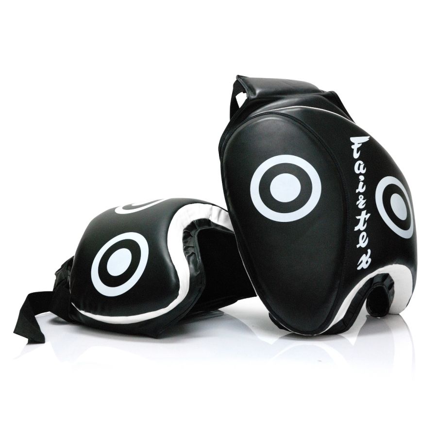 Fairtex TP3ローキックパッド、トレーニング中にズレないフィット感、ペアセット
